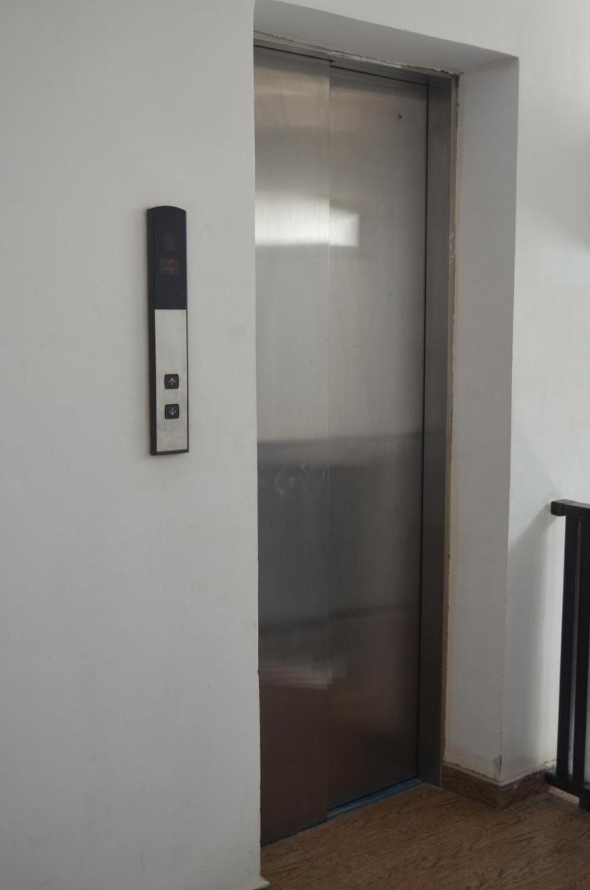 Mtatsminda Apartment تبليسي المظهر الخارجي الصورة